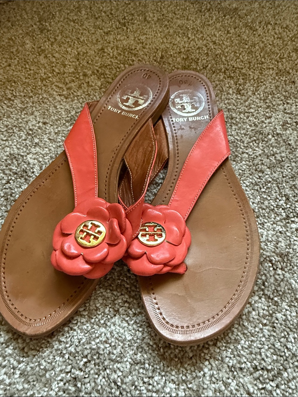 Tory Burch Coral Leather Flower-Embellished Thong Sandals